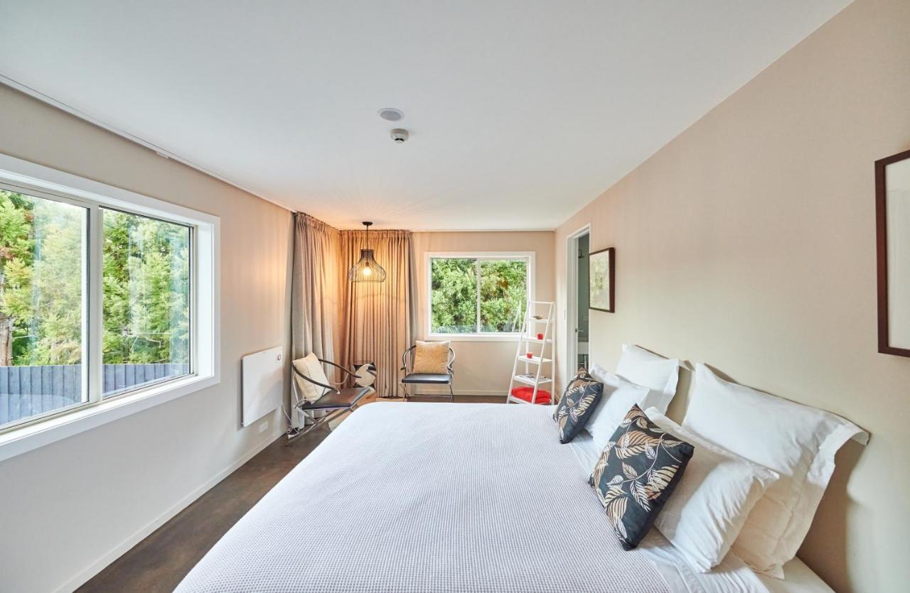 HUs - Boutique Venue&Accommodation Riverhead Extérieur photo